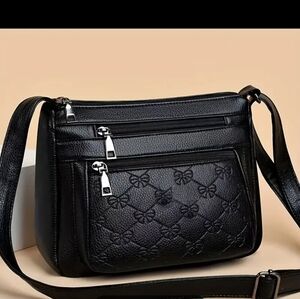 Crossbody/Shoulder Bag